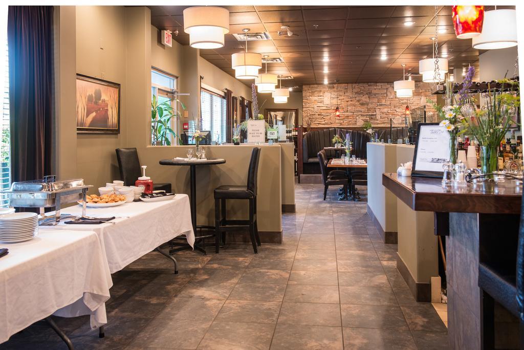 Hilltop Inn - Salmon Arm Luaran gambar