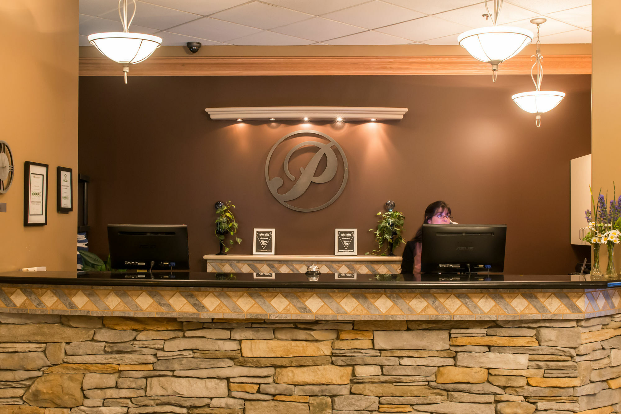 Hilltop Inn - Salmon Arm Luaran gambar