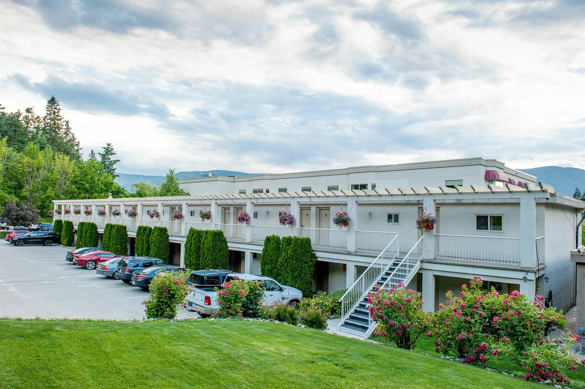 Hilltop Inn - Salmon Arm Luaran gambar