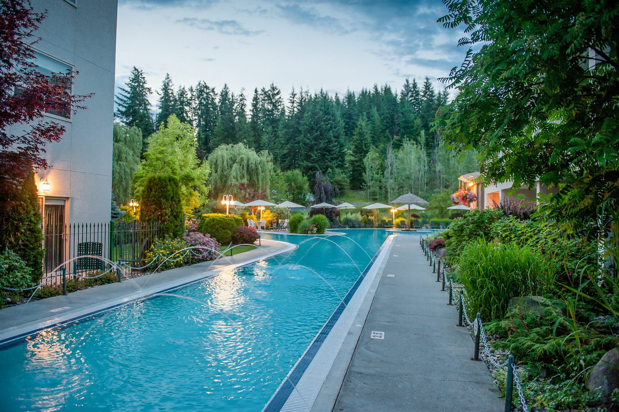 Hilltop Inn - Salmon Arm Luaran gambar